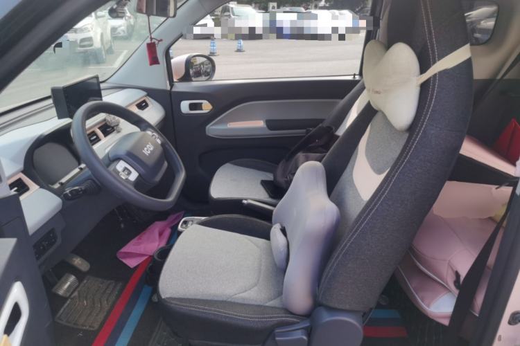 Used Chery QQ Ice Cream 2022 170km Sundae Phosphate Lithium-Ion Left Front Seat