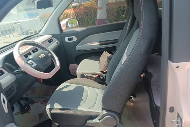 Used Chery QQ Ice Cream 2022 170km Sundae Phosphate Lithium-Ion Left Front Seat