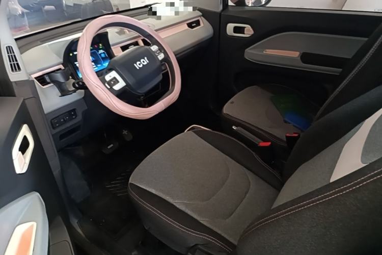 Used Chery QQ Ice Cream 2022 170km Sundae Phosphate Lithium-Ion Left Front Seat