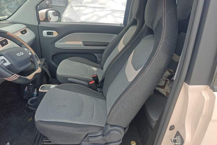 Used Chery QQ Ice Cream 2022 170km Sundae Phosphate Lithium-Ion Left Front Seat