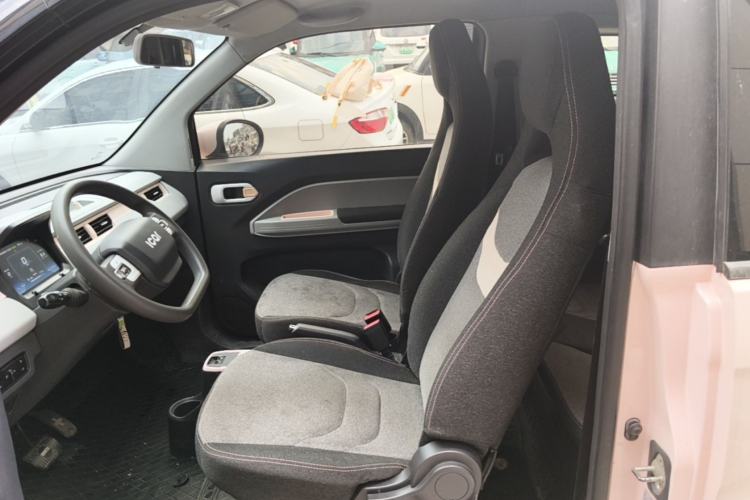 Used Chery QQ Ice Cream 2022 170km Sundae Phosphate Lithium-Ion Left Front Seat
