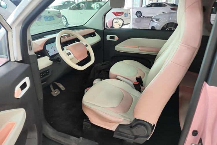 Used Chery QQ Ice Cream 2022 Taohuanxi Sweet Peach Edition Left Front Seat