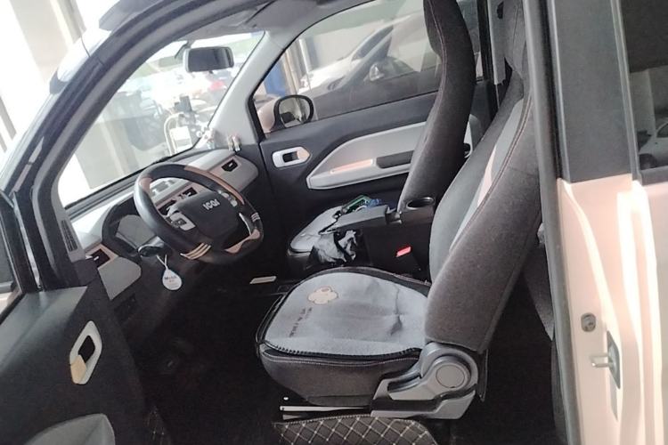 Used Chery QQ Ice Cream 2022 170km Sundae Phosphate Lithium-Ion Left Front Seat