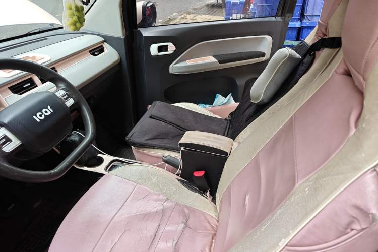 Used Chery QQ Ice Cream 2022 170km Sundae Phosphate Lithium-Ion Left Front Seat
