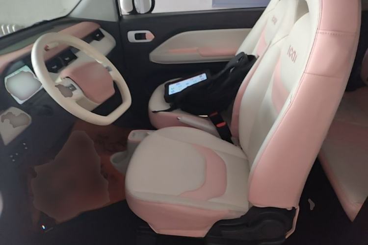 Used Chery QQ Ice Cream 2022 Taohuanxi Sweet Peach Edition Left Front Seat