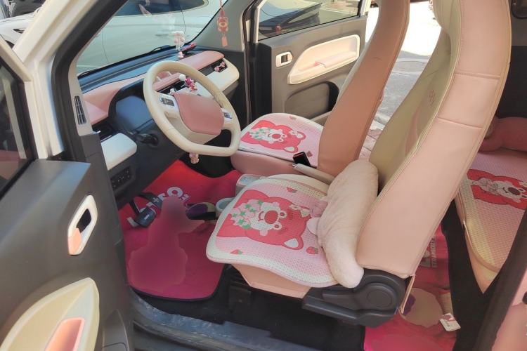 Used Chery QQ Ice Cream 2022 Taohuanxi Sweet Peach Edition Left Front Seat