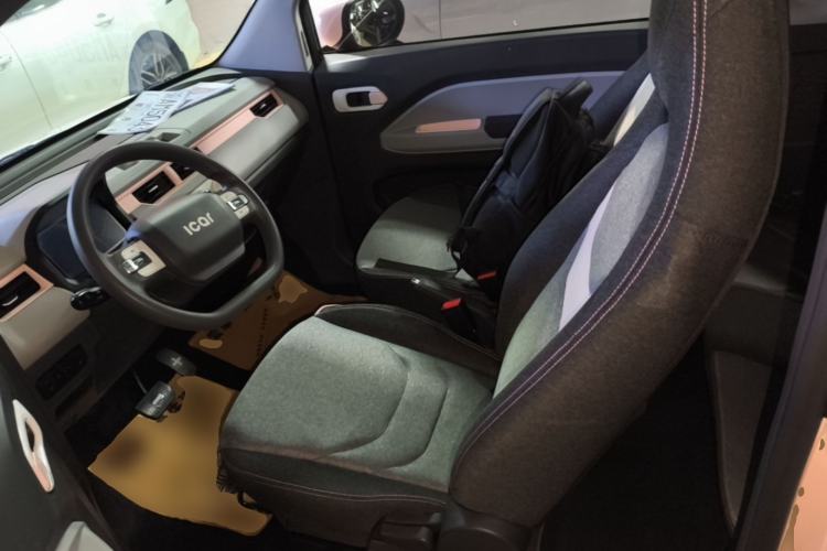 Used Chery QQ Ice Cream 2022 170km Sundae Phosphate Lithium-Ion Left Front Seat