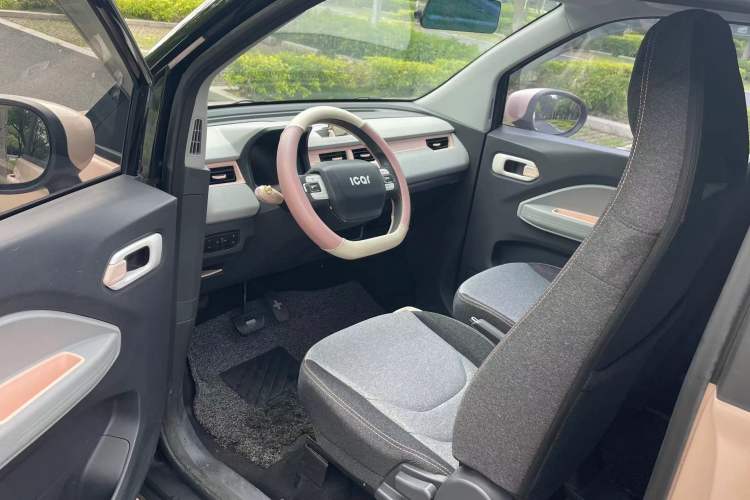 Used Chery QQ Ice Cream 2022 Taohuanxi Sweet Peach Edition Left Front Seat