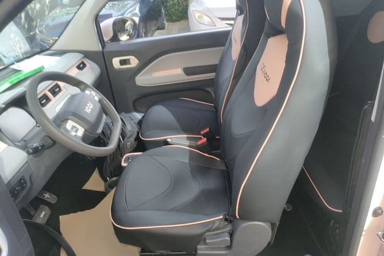 Used Chery QQ Ice Cream 2022 170km Sundae Phosphate Lithium-Ion Left Front Seat