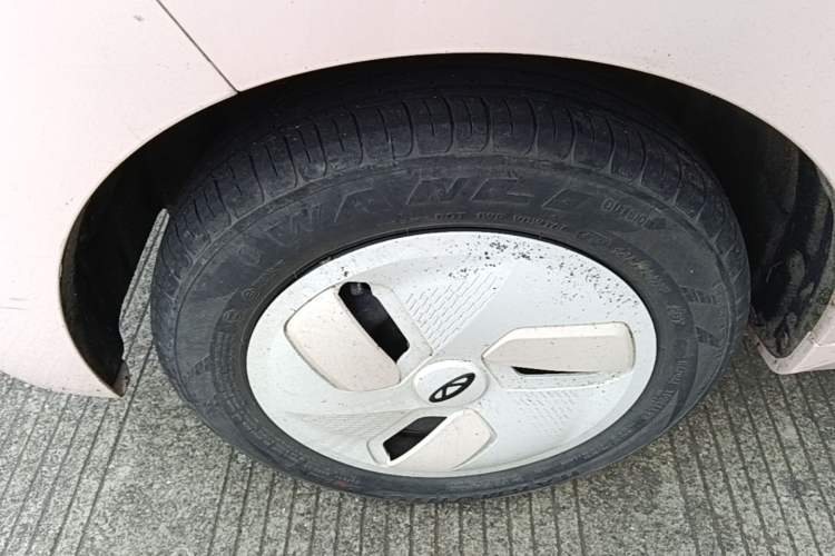 Used Chery QQ Ice Cream 2022 170km Sundae Phosphate Lithium-Ion Left Front Wheel Hub
