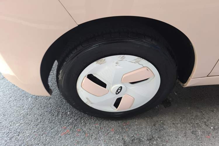 Used Chery QQ Ice Cream 2022 170km Sundae Phosphate Lithium-Ion Left Front Wheel Hub