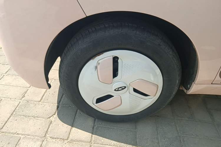 Used Chery QQ Ice Cream 2022 170km Sundae Phosphate Lithium-Ion Left Front Wheel Hub