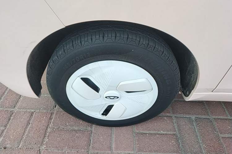 Used Chery QQ Ice Cream 2022 170km Sundae Phosphate Lithium-Ion Left Front Wheel Hub