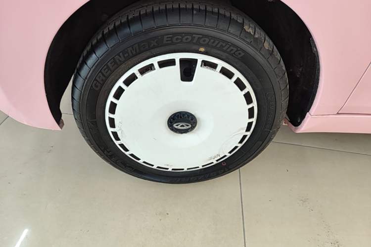 Used Chery QQ Ice Cream 2022 Taohuanxi Sweet Peach Edition Left Front Wheel Hub