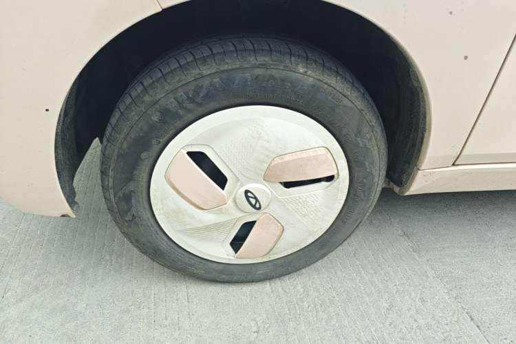 Used Chery QQ Ice Cream 2022 170km Sundae Phosphate Lithium-Ion Left Front Wheel Hub