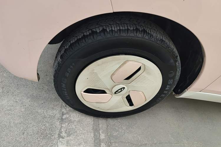 Used Chery QQ Ice Cream 2022 170km Sundae Phosphate Lithium-Ion Left Front Wheel Hub
