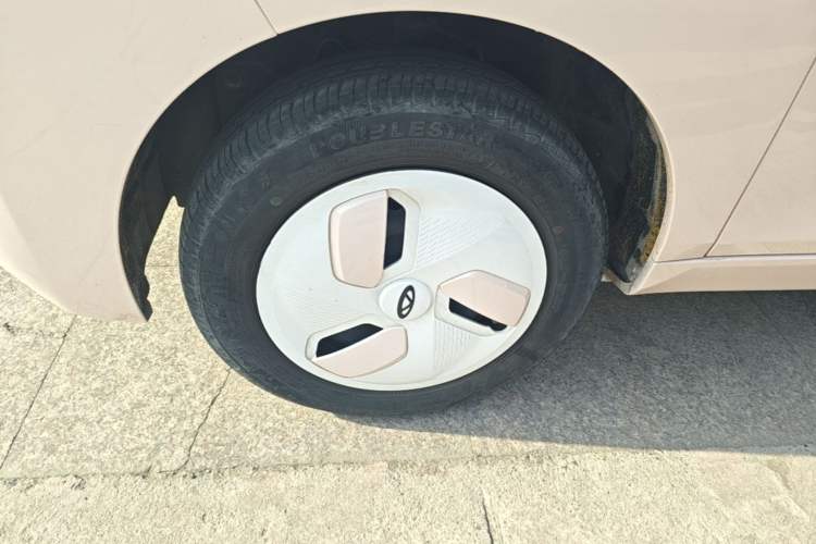 Used Chery QQ Ice Cream 2022 120km Conical Shape Lithium Iron Phosphate Left Front Wheel Hub