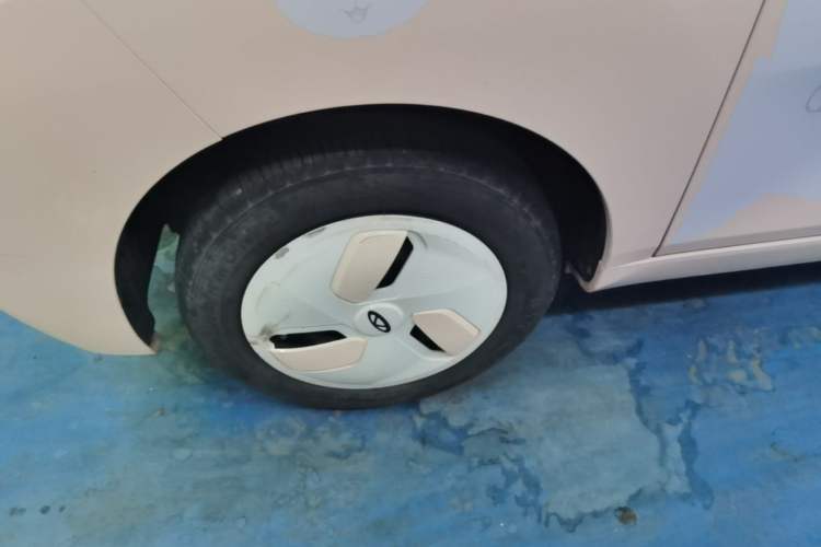 Used Chery QQ Ice Cream 2022 120km Conical Shape Lithium Iron Phosphate Left Front Wheel Hub