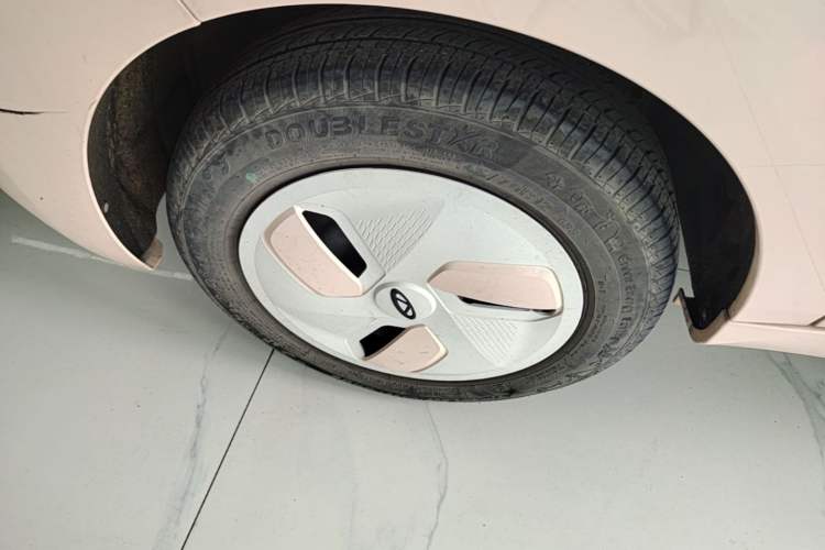 Used Chery QQ Ice Cream 2022 170km Sundae Phosphate Lithium-Ion Left Front Wheel Hub