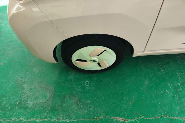 Used Chery QQ Ice Cream 2022 170km Sundae Phosphate Lithium-Ion Left Front Wheel Hub