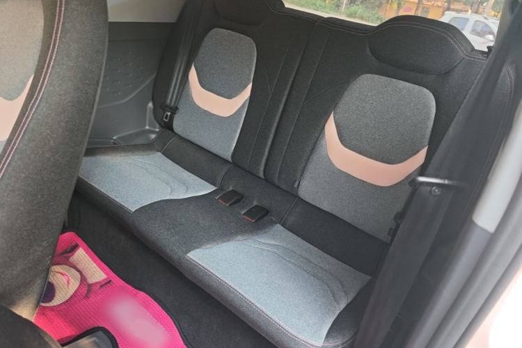 Used Chery QQ Ice Cream 2022 170km Sundae Phosphate Lithium-Ion Left Rear Seat