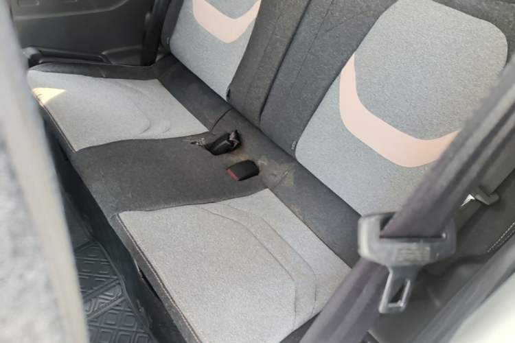 Used Chery QQ Ice Cream 2022 170km Sundae Phosphate Lithium-Ion Left Rear Seat