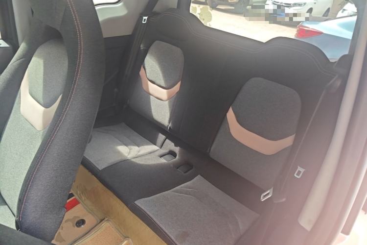 Used Chery QQ Ice Cream 2022 120km Conical Shape Lithium Iron Phosphate Left Rear Seat