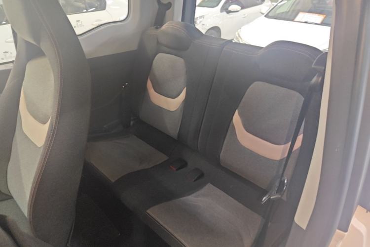 Used Chery QQ Ice Cream 2022 170km Sundae Phosphate Lithium-Ion Left Rear Seat
