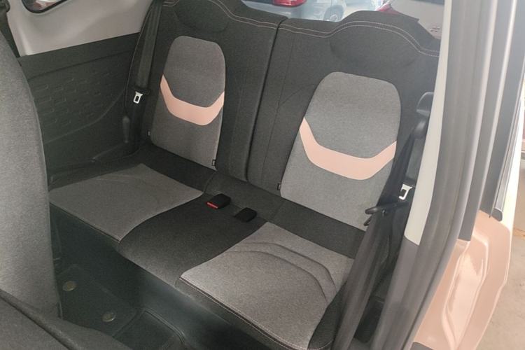 Used Chery QQ Ice Cream 2022 170km Sundae Phosphate Lithium-Ion Left Rear Seat