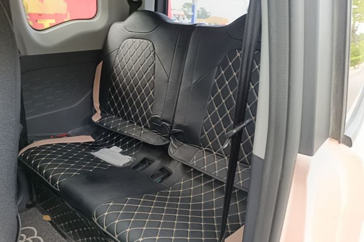 Used Chery QQ Ice Cream 2022 170km Sundae Phosphate Lithium-Ion Left Rear Seat