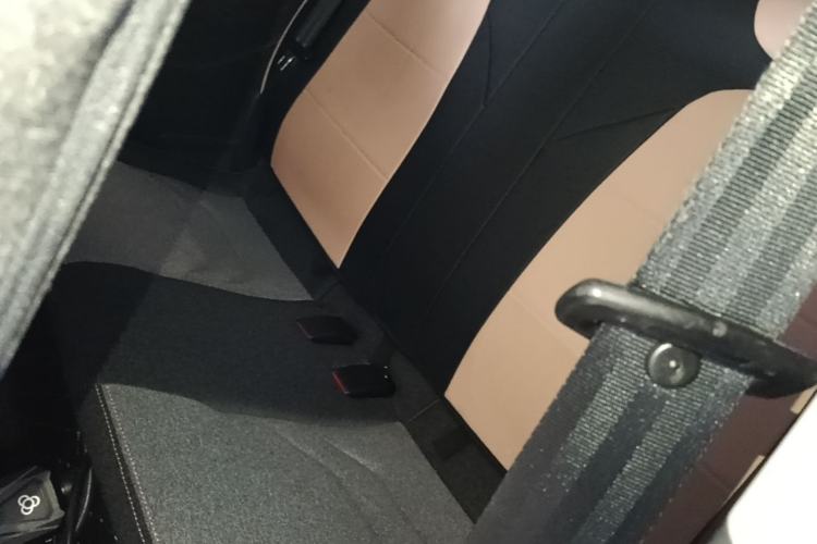 Used Chery QQ Ice Cream 2022 120km Conical Shape Lithium Iron Phosphate Left Rear Seat