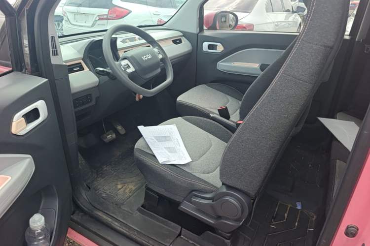 Used Chery QQ Ice Cream 2022 120km Conical Shape Lithium Iron Phosphate Left Rear Seat