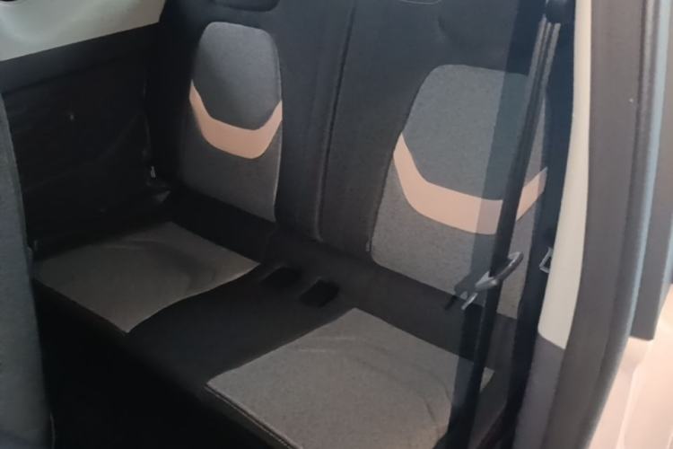 Used Chery QQ Ice Cream 2022 170km Sundae Phosphate Lithium-Ion Left Rear Seat