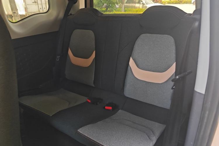 Used Chery QQ Ice Cream 2022 120km Milkshake Phosphate Lithium-Iron Left Rear Seat