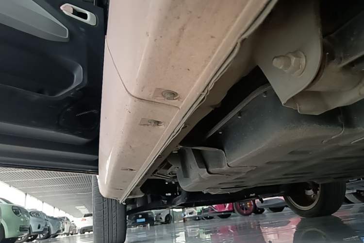 Used Chery QQ Ice Cream 2022 170km Sundae Ternary Lithium Left Side Sill