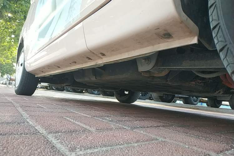 Used Chery QQ Ice Cream 2022 170km Sundae Phosphate Lithium-Ion Left Side Sill