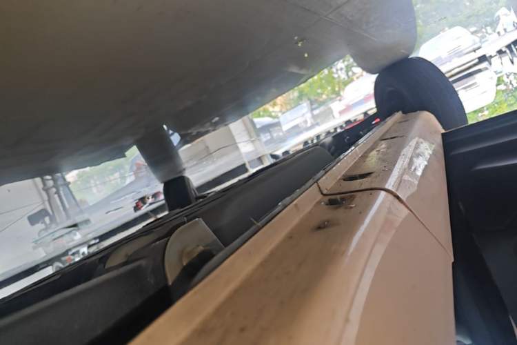 Used Chery QQ Ice Cream 2022 120km Conical Shape Lithium Iron Phosphate Left Side Sill