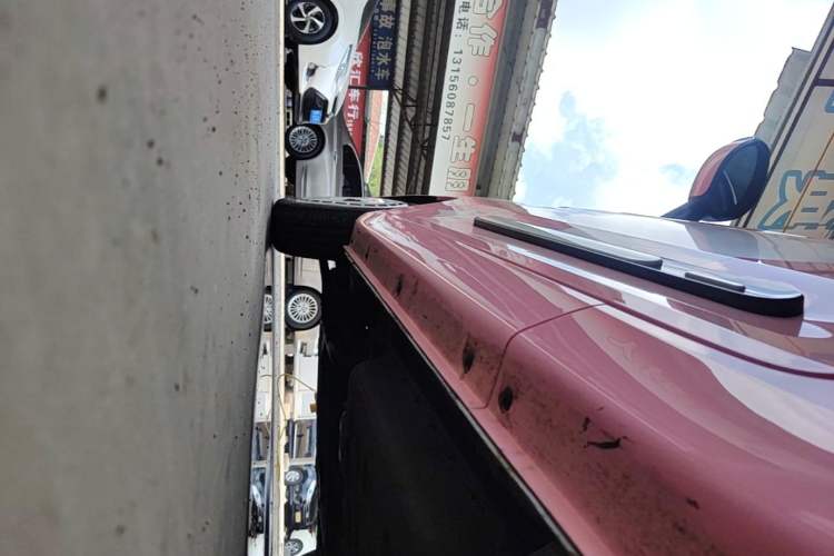 Used Chery QQ Ice Cream 2022 Taohuanxi Fragrant Peach Model Left Side Sill