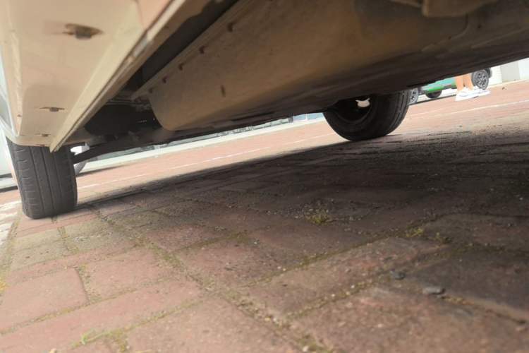 Used Chery QQ Ice Cream 2022 120km Conical Shape Lithium Iron Phosphate Left Side Sill