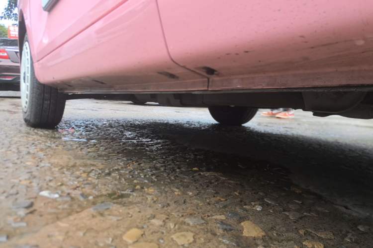 Used Chery QQ Ice Cream 2022 Taohuanxi Sweet Peach Edition Left Side Sill