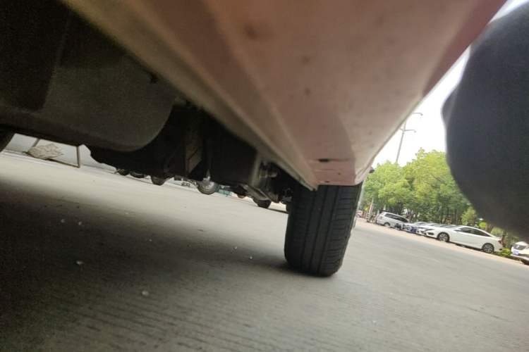 Used Chery QQ Ice Cream 2022 Taohuanxi Sweet Peach Edition Left Side Sill