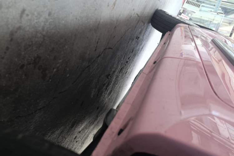 Used Chery QQ Ice Cream 2022 Taohuanxi Sweet Peach Edition Left Side Sill
