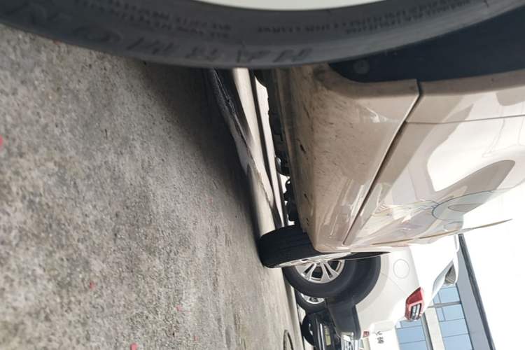 Used Chery QQ Ice Cream 2022 120km Conical Shape Lithium Iron Phosphate Left Side Sill