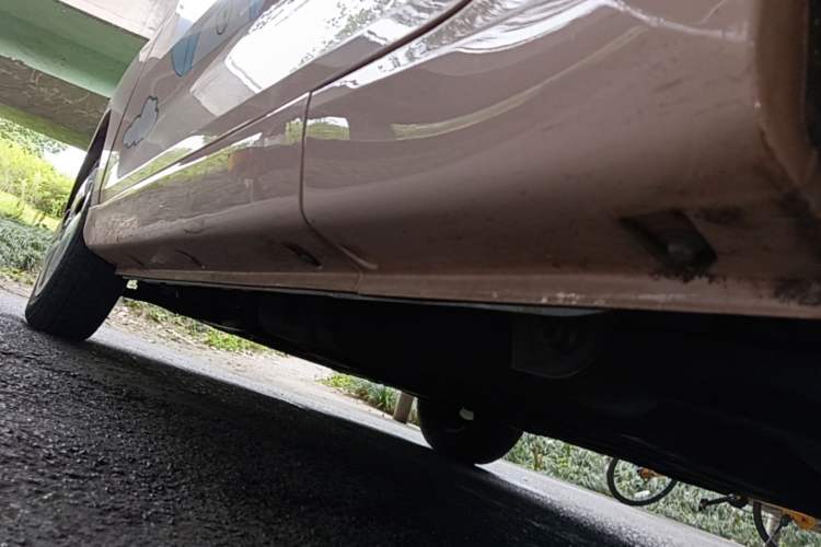 Used Chery QQ Ice Cream 2022 170km Sundae Phosphate Lithium-Ion Left Side Sill
