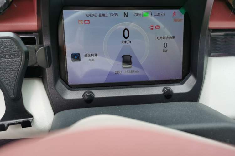 Used Chery QQ Ice Cream 2022 Taohuanxi Peach Edition Odometer Close Up