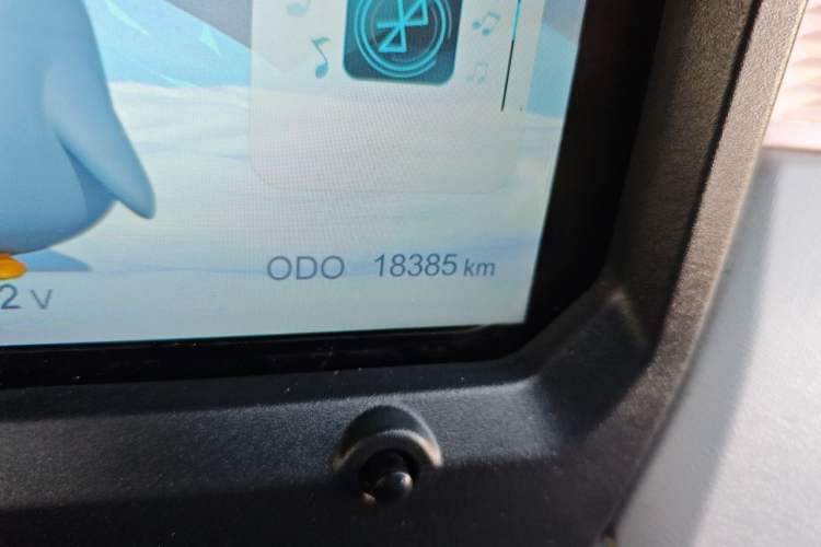 Used Chery QQ Ice Cream 2022 170km Sundae Phosphate Lithium-Ion Odometer Close Up
