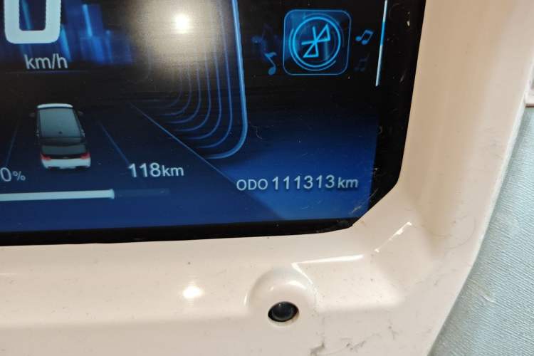 Used Chery QQ Ice Cream 2022 170km Sundae Phosphate Lithium-Ion Odometer Close Up