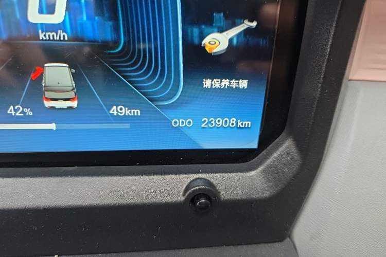 Used Chery QQ Ice Cream 2022 120km Conical Shape Lithium Iron Phosphate Odometer Close Up