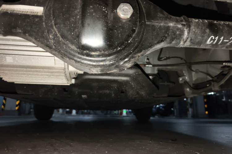 Used Chery QQ Ice Cream 2022 170km Sundae Phosphate Lithium-Ion Chassis Rear