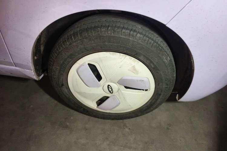 Used Chery QQ Ice Cream 2022 170km Sundae Phosphate Lithium-Ion Right Front Wheel Hub